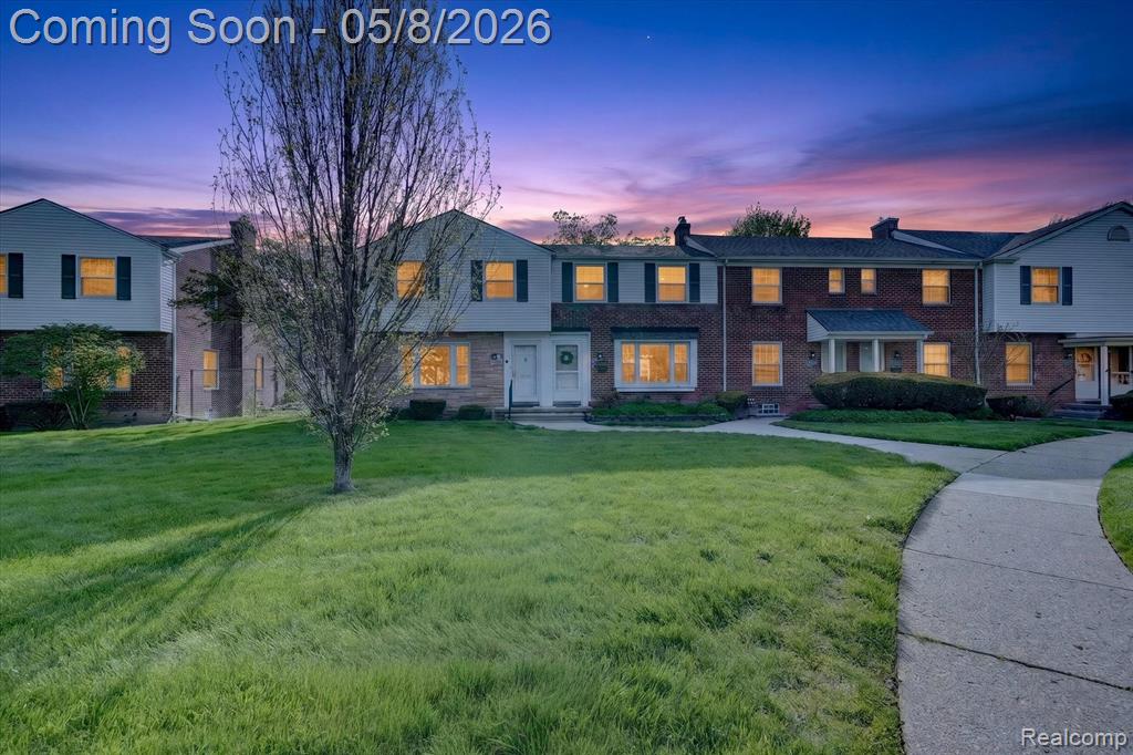 22927 Lakeshore Drive, Saint Clair Shores, MI 48080 — Photo 4