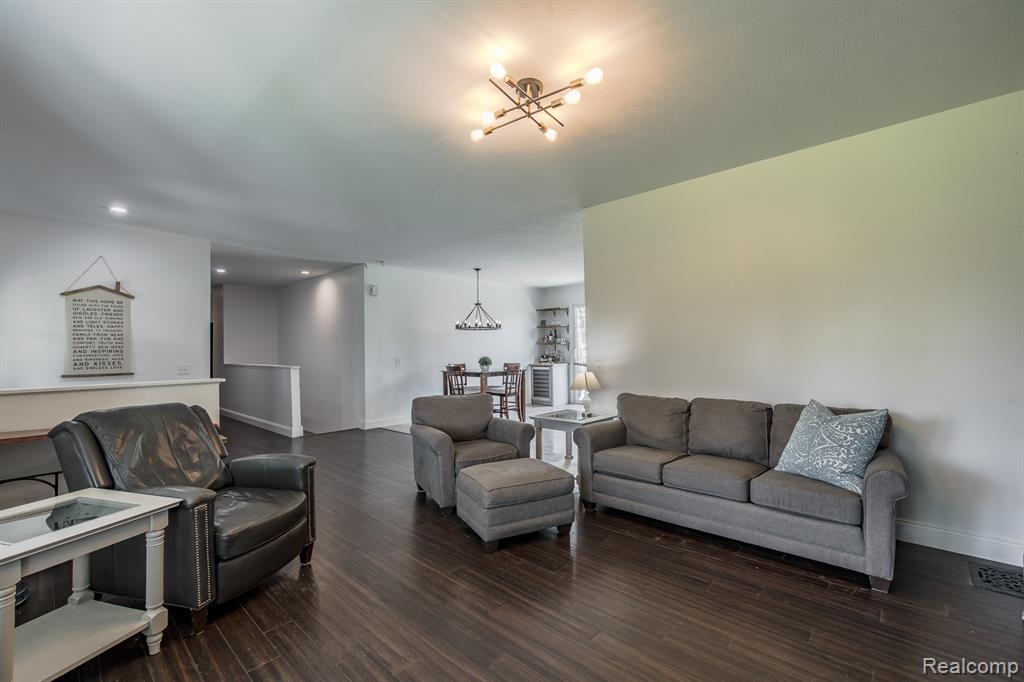 1263 N Baldwin Road, Oxford, MI 48371 — Photo 4