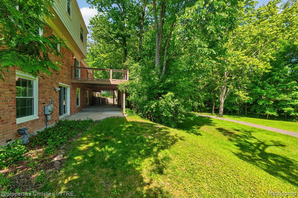4352 Greenstown Drive, West Bloomfield, MI 48323 — Photo 52