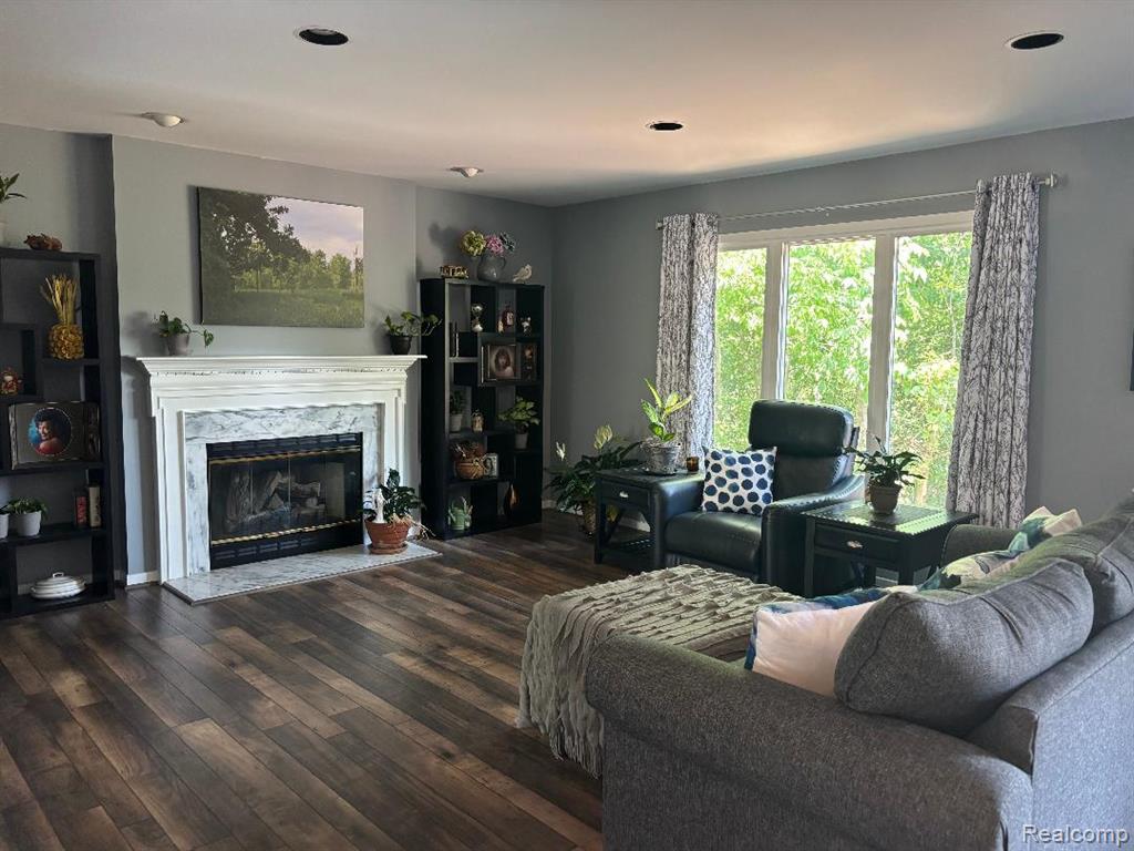 2136 Millstream Drive, Wixom, MI 48393 — Photo 7