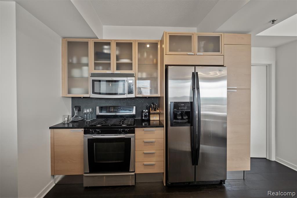 432 S Washington Avenue, 1605, Royal Oak, MI 48067 — Photo 15