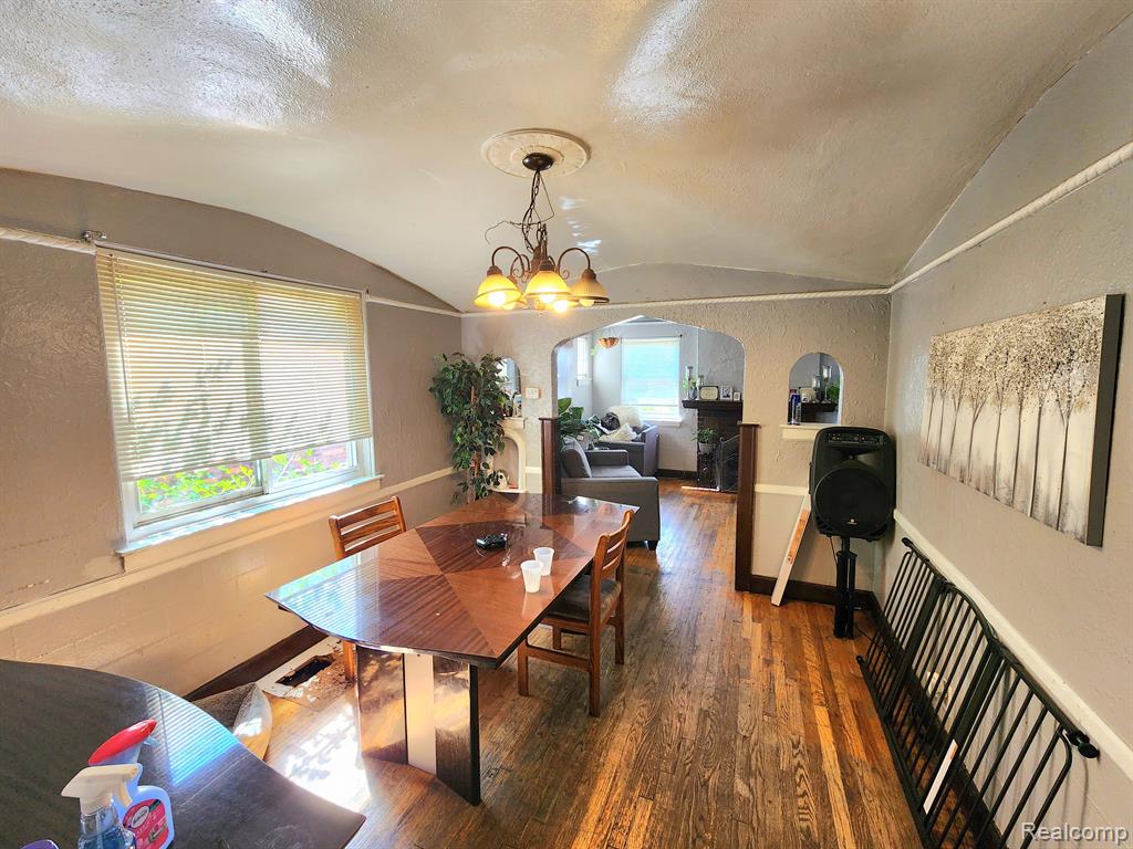 9160 Boleyn Street, Detroit, MI 48224 — Photo 10