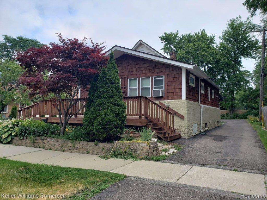 516 N WEST Street, Royal Oak, MI 48067 — Photo 2