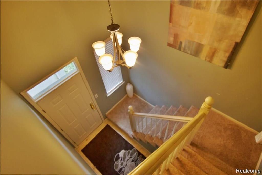 5445 Pine Aires Drive, Sterling Heights, MI 48314 — Photo 13