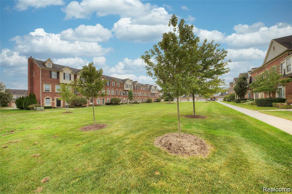 45717 GRAYSTONE Lane, Canton, MI 48187 — Photo 2