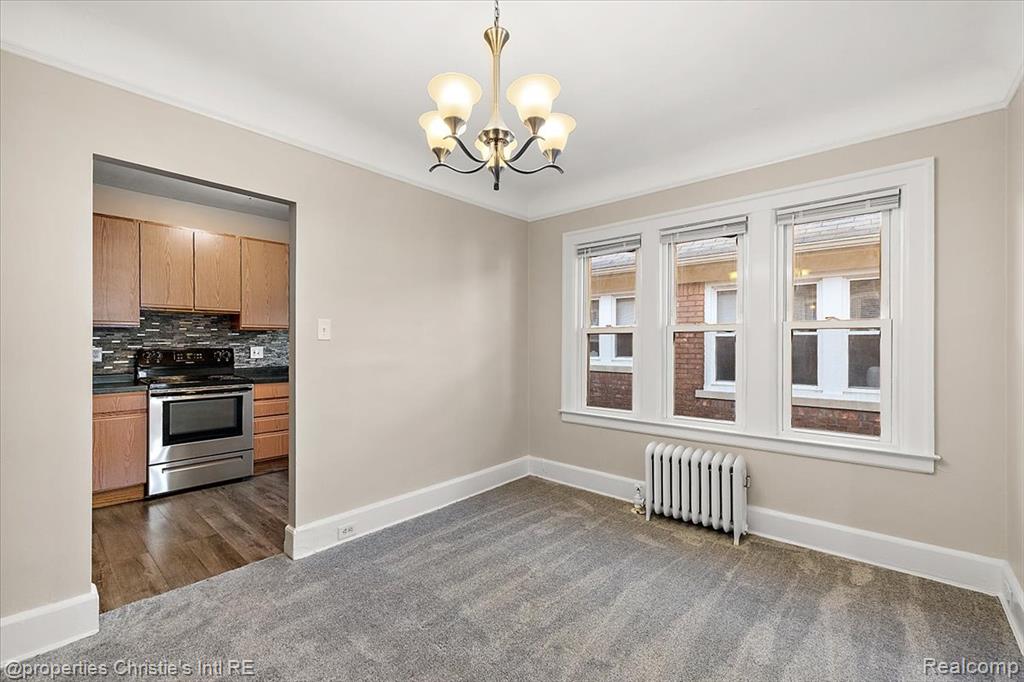 829 Beaconsfield Ave, Grosse Pointe Park, MI 48230 — Photo 8