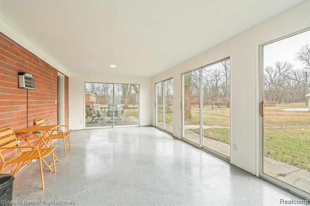 7851 E HAGGERTY Road, Van Buren, MI 48111 — Photo 14