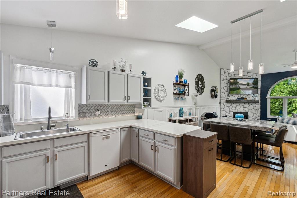 2956 W Telluride, Brighton, MI 48114 — Photo 9