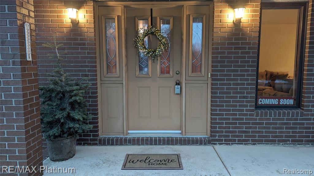 4066 W Knoll, Milford, MI 48380 — Photo 4