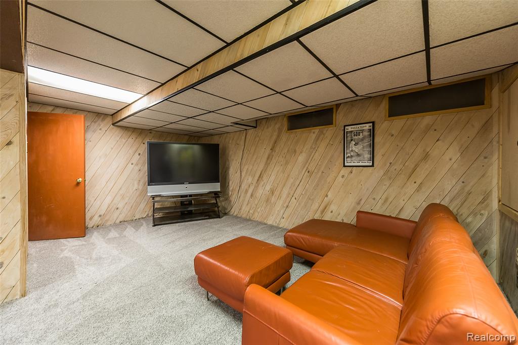 2694 WAYSIDE Drive, Ann Arbor, MI 48103 — Photo 65