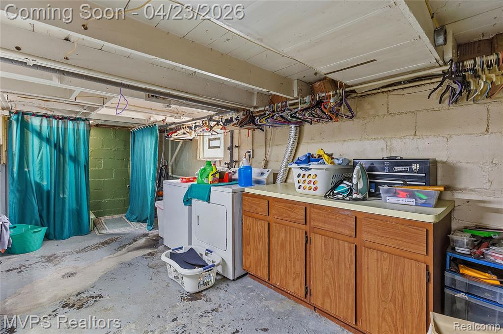 907 Batavia Avenue, Royal Oak, MI 48067 — Photo 21