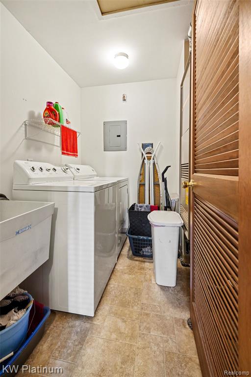 44566 N Bunker Hill Drive, 100, Clinton Twp, MI 48038 — Photo 10