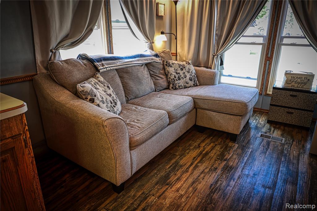 5211 Ben Franklin Drive, Lexington, MI 48450 — Photo 8