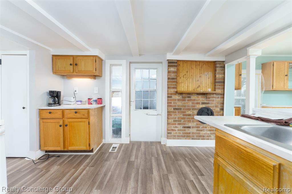 223 S Summit Street, Webberville, MI 48892 — Photo 6