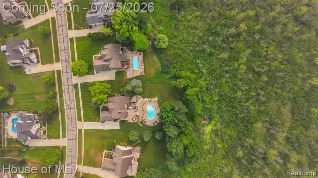 2082 Sandlewood Drive, White Lake, MI 48383 — Photo 39