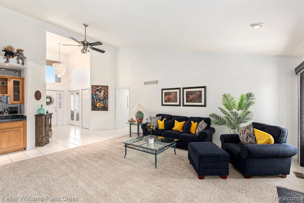54660 BERRYFIELD Drive, Macomb, MI 48042 — Photo 5