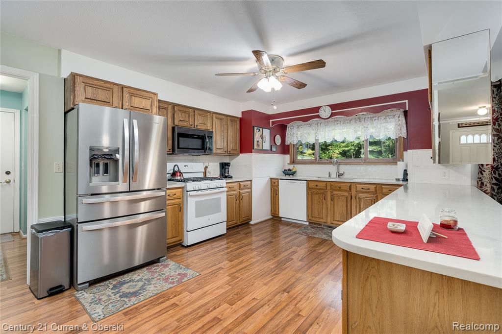 13680 S Seymour Road, Montrose, MI 48457 — Photo 36