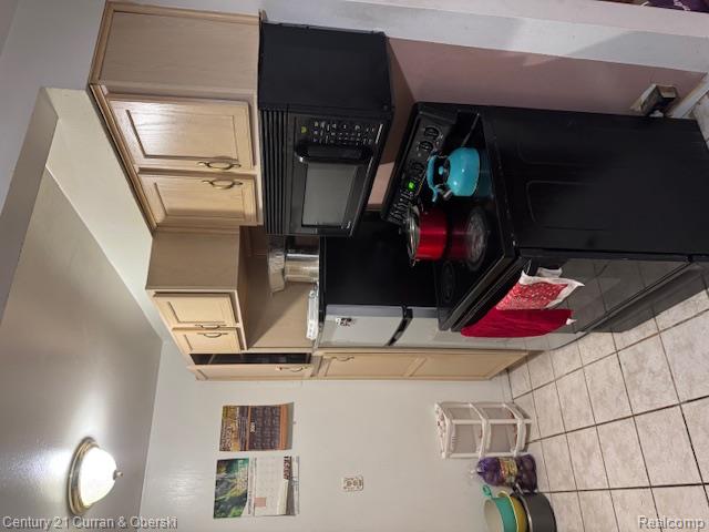 7350 N Inkster Road, 117, Dearborn Heights, MI 48127 — Photo 13