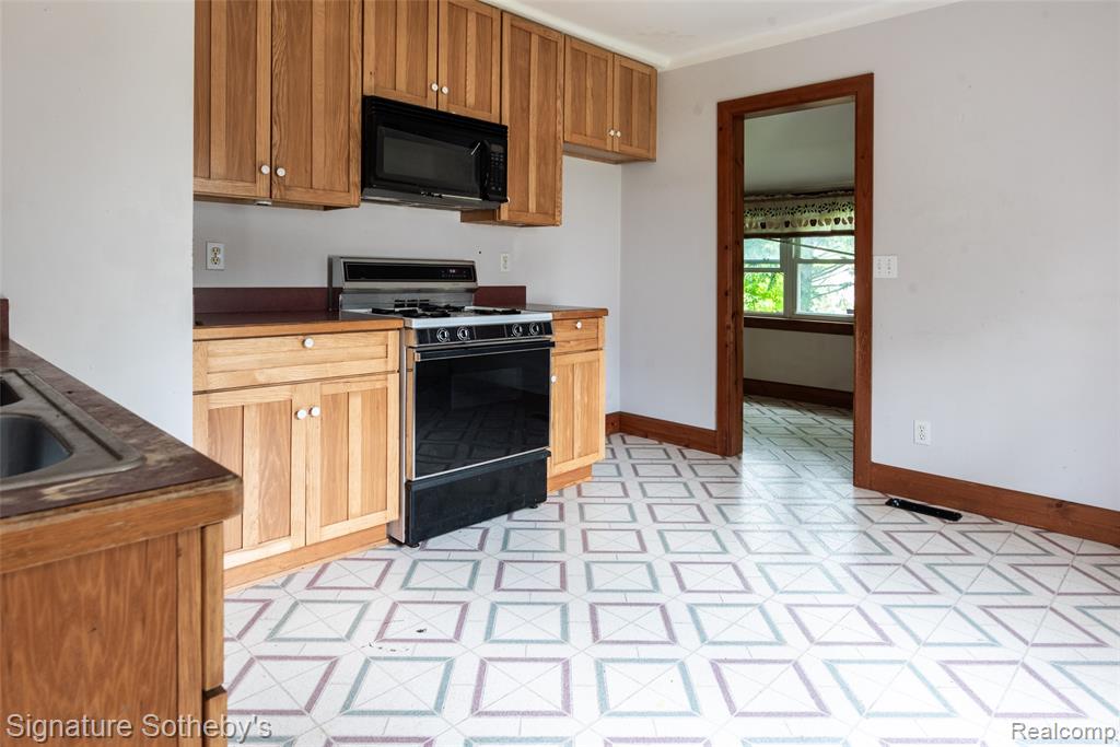 63 E Rockwood Street, Ecorse, MI 48229 — Photo 3