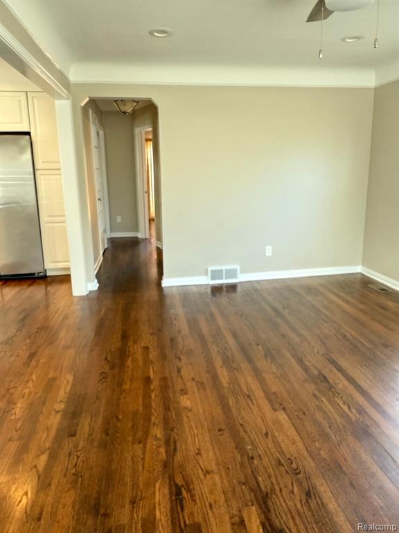 800 CAMBRIDGE Road, Berkley, MI 48072 — Photo 21