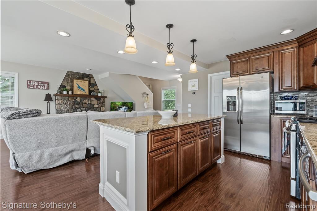 415 HILLWOOD, White Lake, MI 48383 — Photo 12