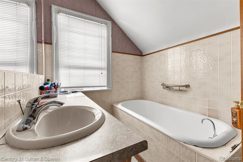 919 Harrison Street, Monroe, MI 48161 — Photo 12