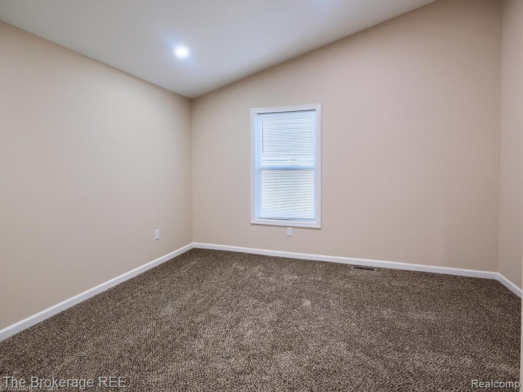 658 Beach Street, Mount Morris, MI 48458 — Photo 18