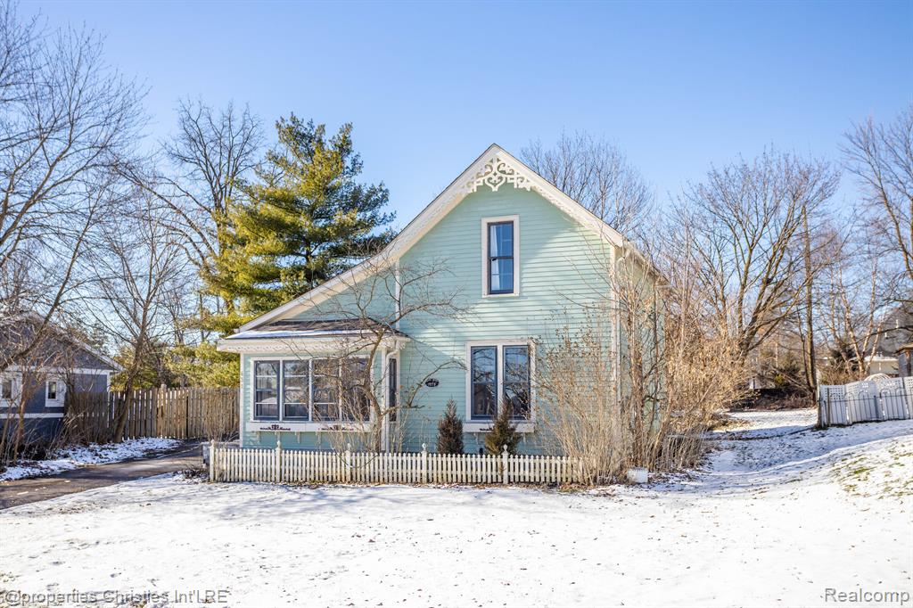 431 Cabinet Street, Milford, MI 48381 — Photo 2