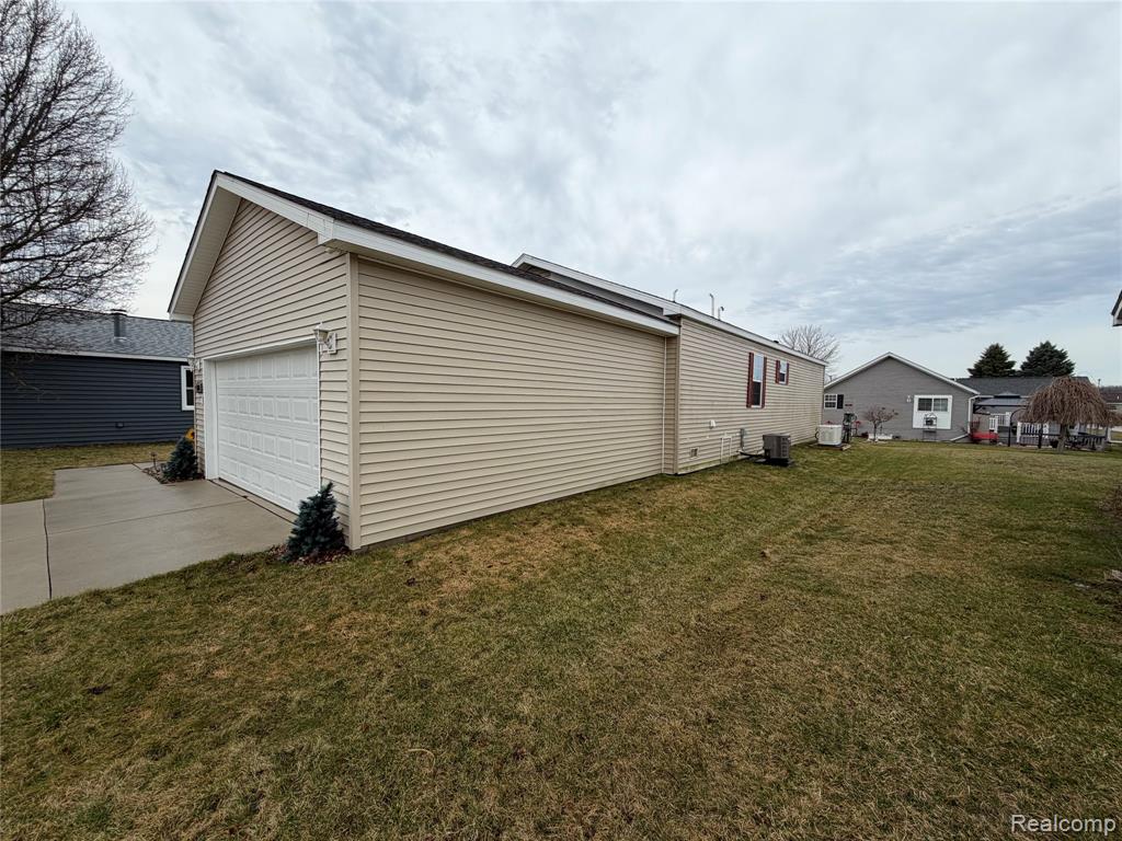 241 Waterway Court, Lapeer, MI 48446 — Photo 29