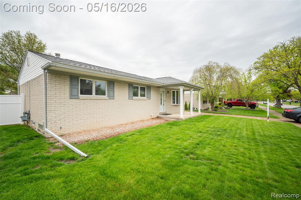 27188 Weddel Avenue, Brownstown, MI 48183 — Photo 27