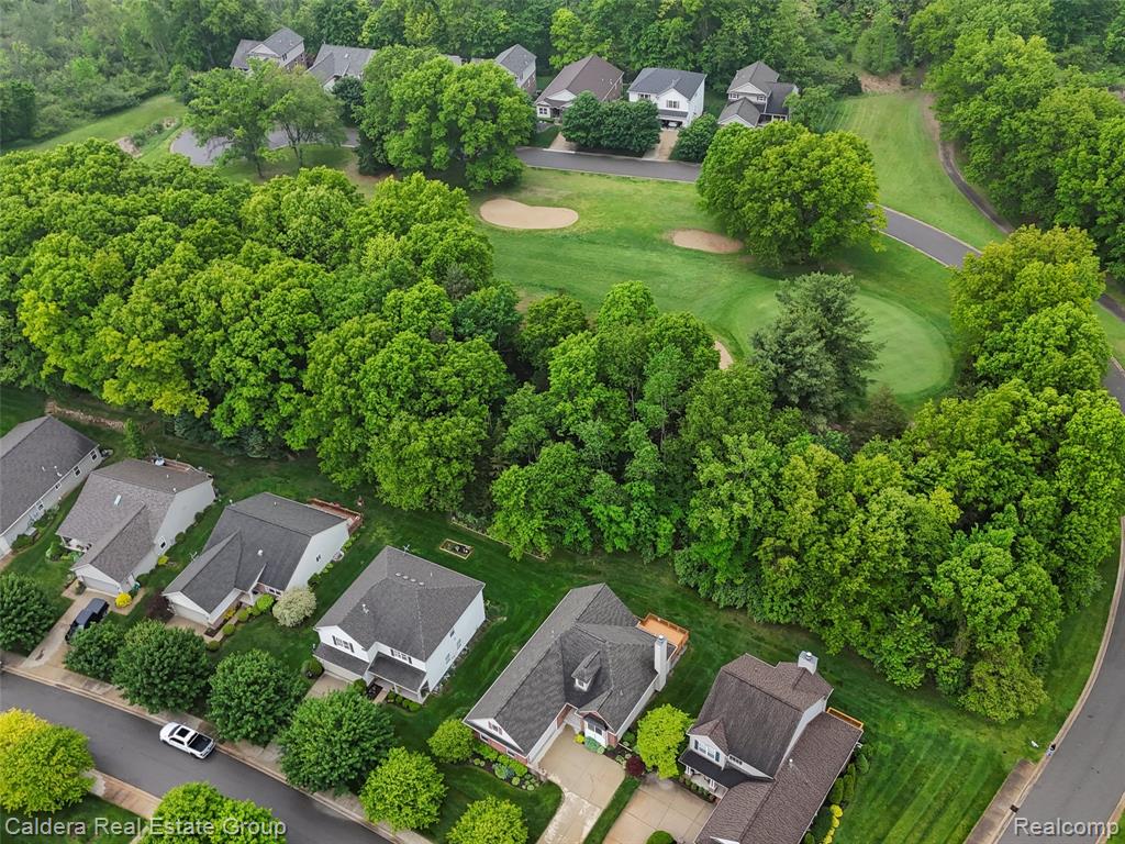 9862 Tioga Trail, Pinckney, MI 48169 — Photo 56