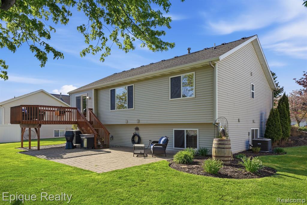 9269 Northwind Drive, Zeeland, MI 49464 — Photo 23