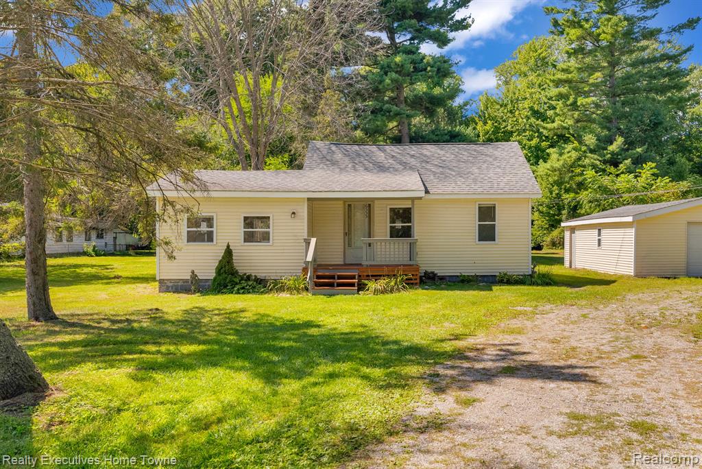 6555 Bunker Road, Burtchville, MI 48059 — front exterior