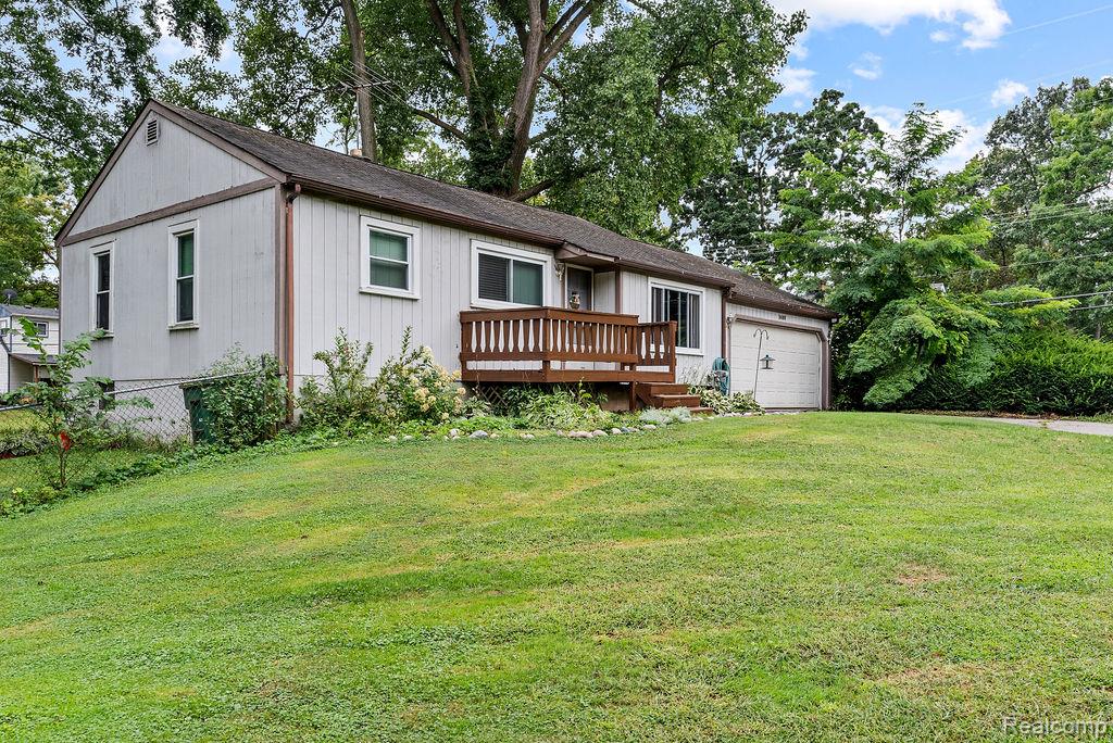 5481 Hanley, Waterford, MI 48327 — Photo 4