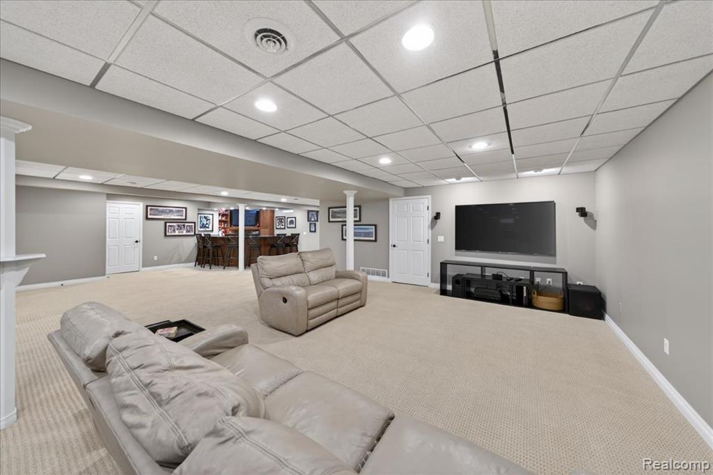 20196 Huron Drive, Clinton Twp, MI 48038 — Photo 31