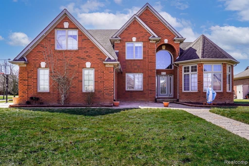 8670 LILLIAN Drive, Washington, MI — front exterior