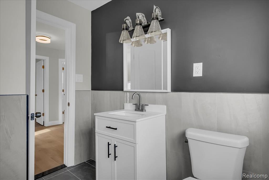 16891 Sorrento Street, Detroit, MI 48235 — Photo 21