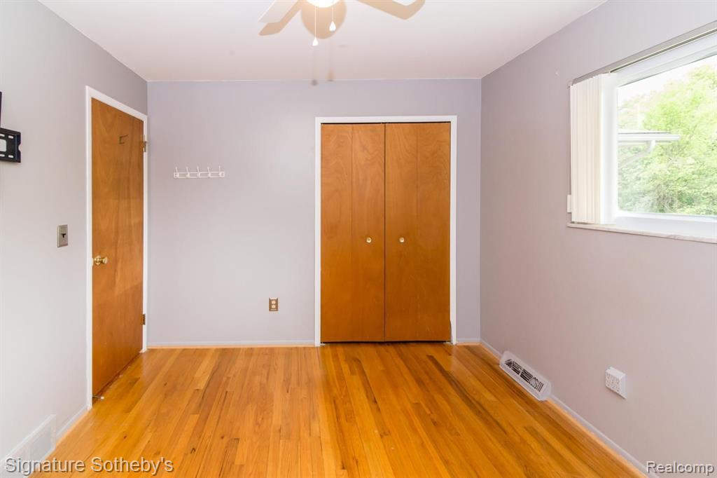6279 WALKER Court, Troy, MI 48085 — Photo 30