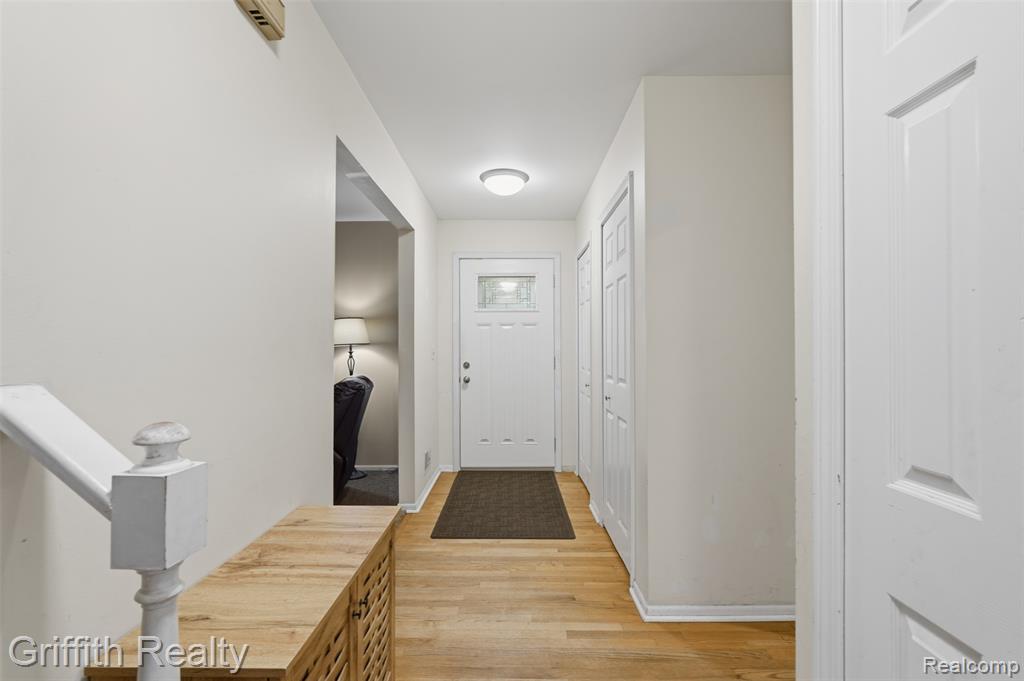 10591 Silver Lake Road, Brighton, MI 48116 — Photo 13