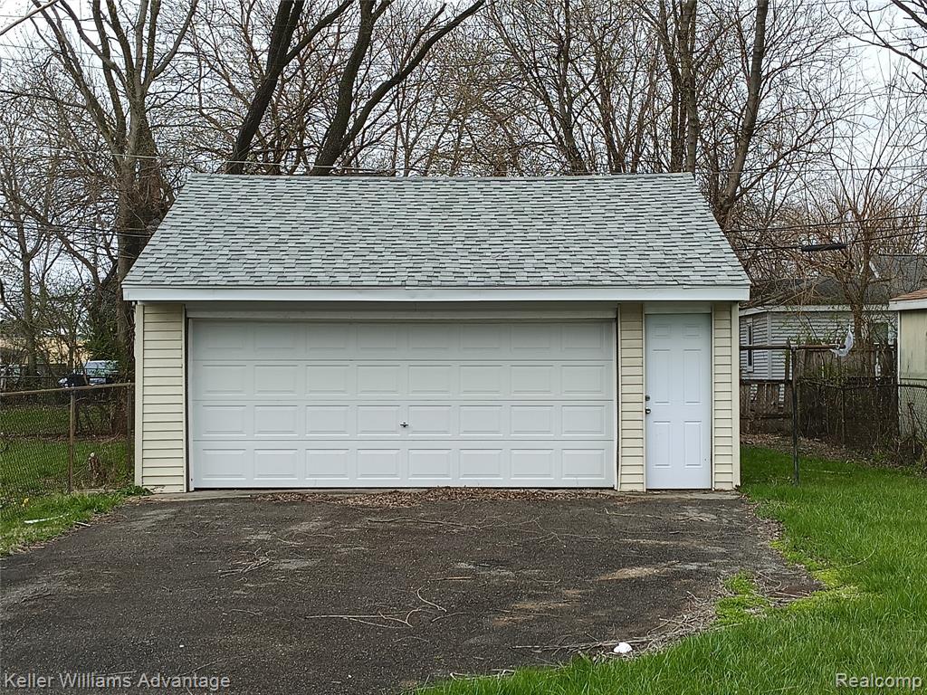 15345 Sumner, Redford, MI 48239 — Photo 22
