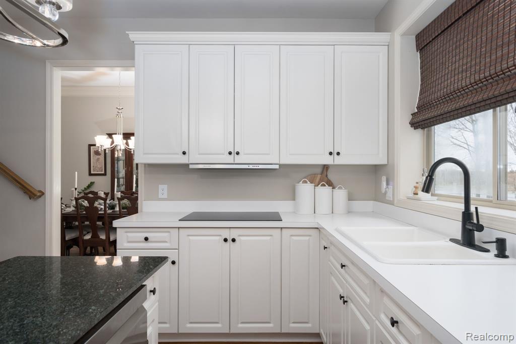 6751 Berry Pointe Drive, Clarkston, MI 48348 — Photo 18