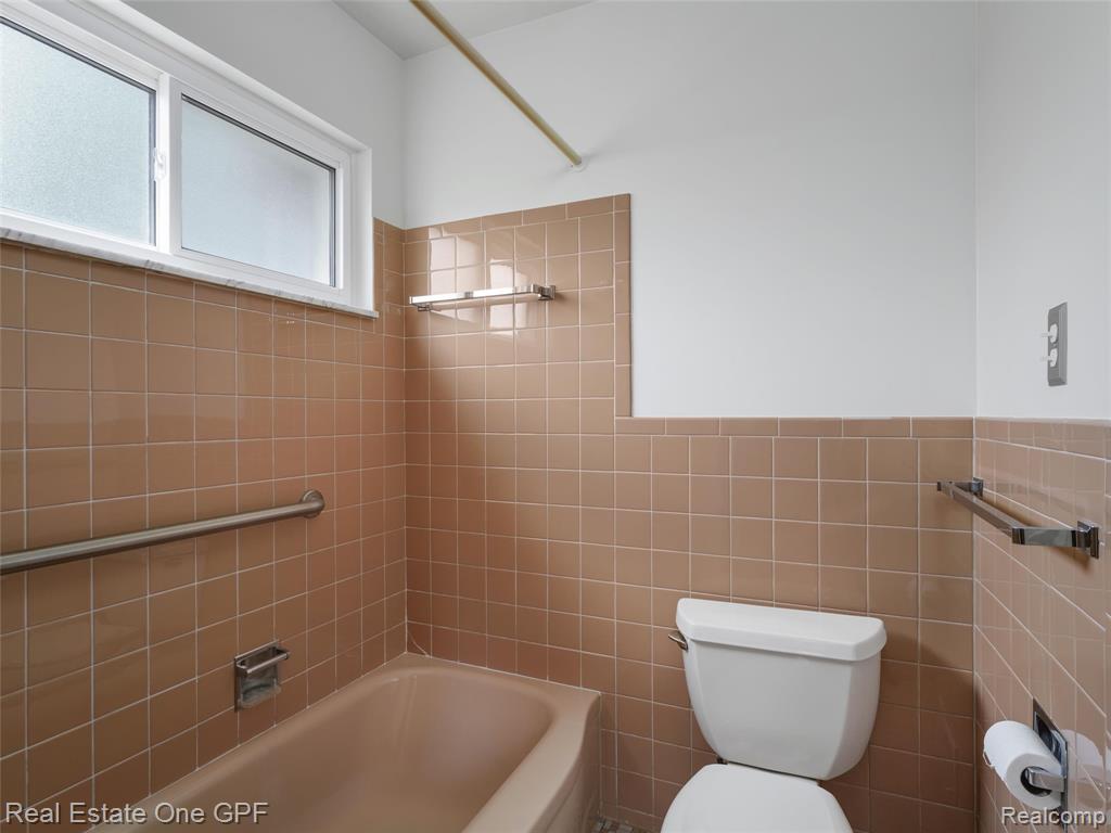 5214 Busch Avenue, Warren, MI 48091 — Photo 25