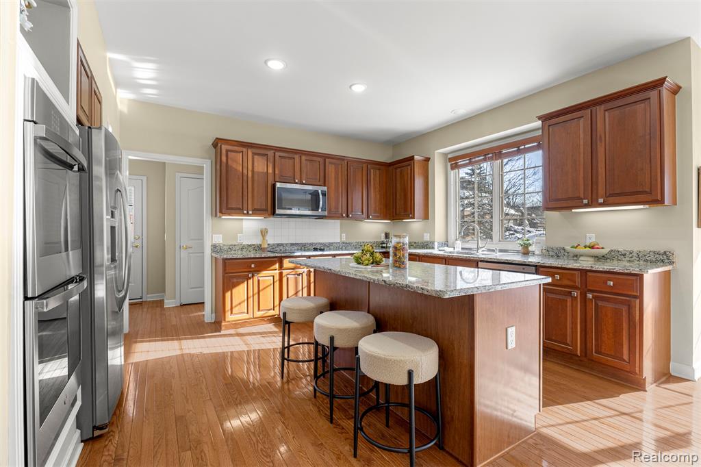 44570 White Pine Circle W, Northville, MI 48168 — Photo 13