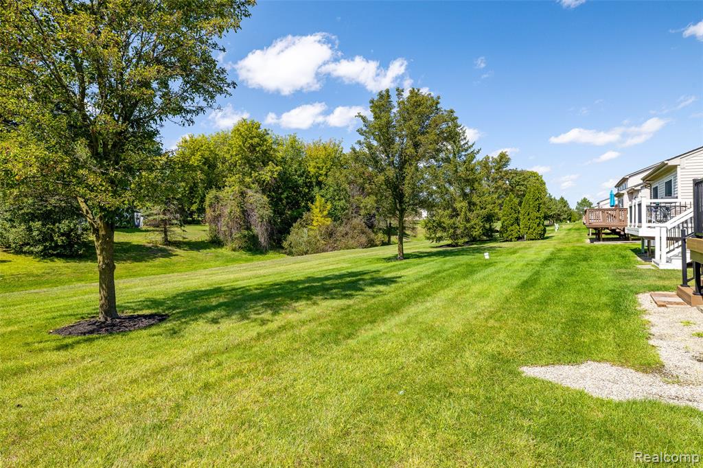 53171 Pineridge Drive, Chesterfield, MI — Photo 38