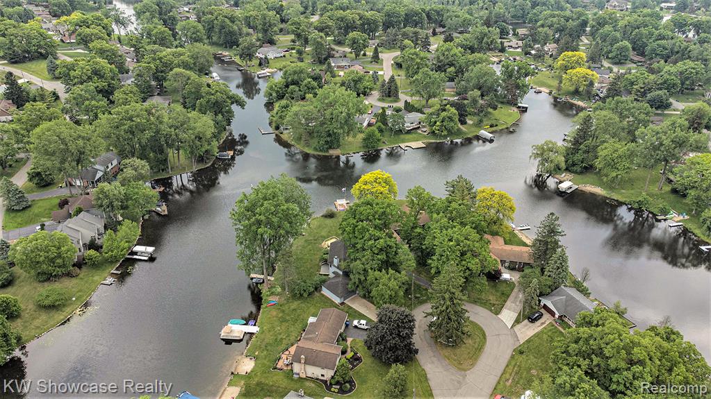 983 ARTDALE, White Lake, MI 48383 — Photo 34