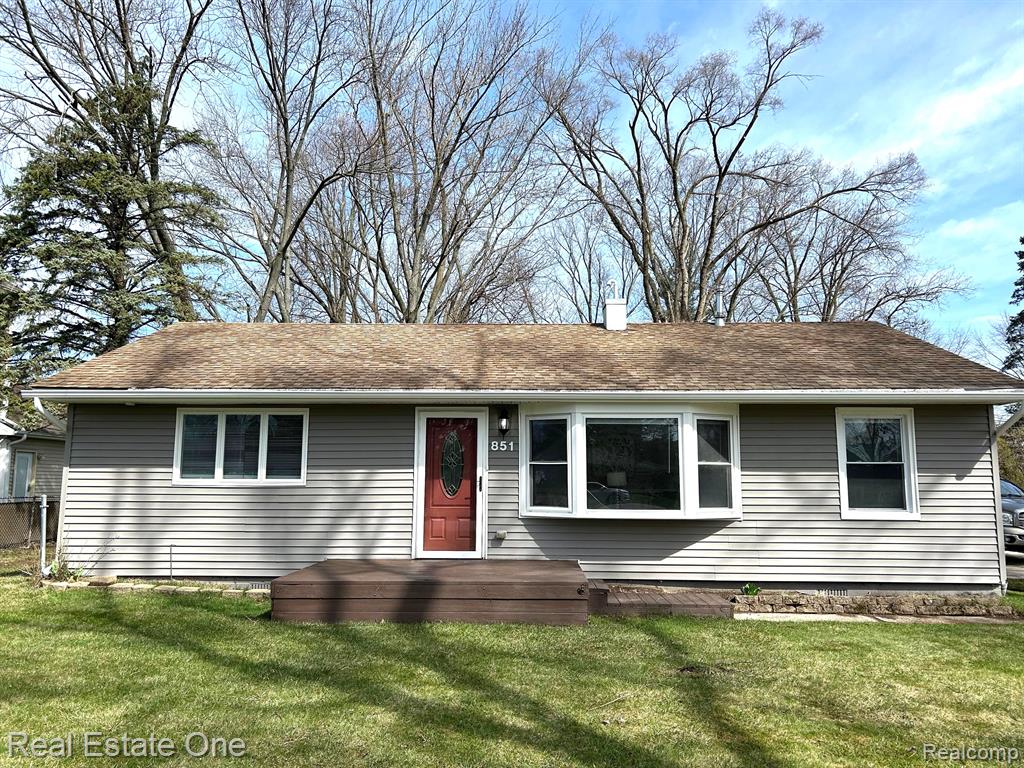 851 MARENGO Drive, Troy, MI 48085 — Photo 4