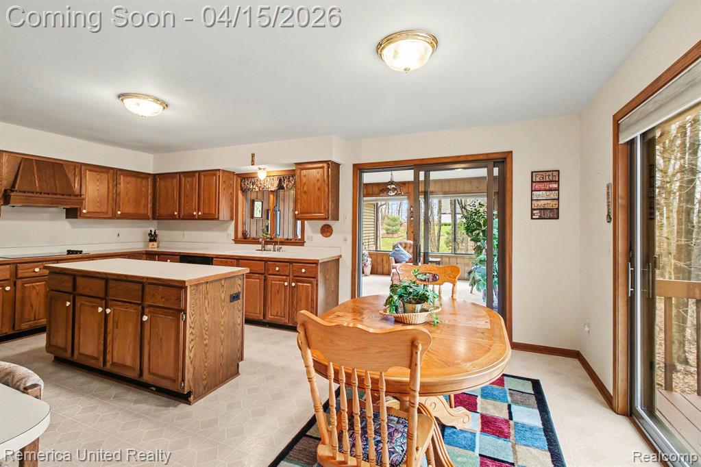 5440 Glenway Drive, Brighton, MI 48116 — Photo 10
