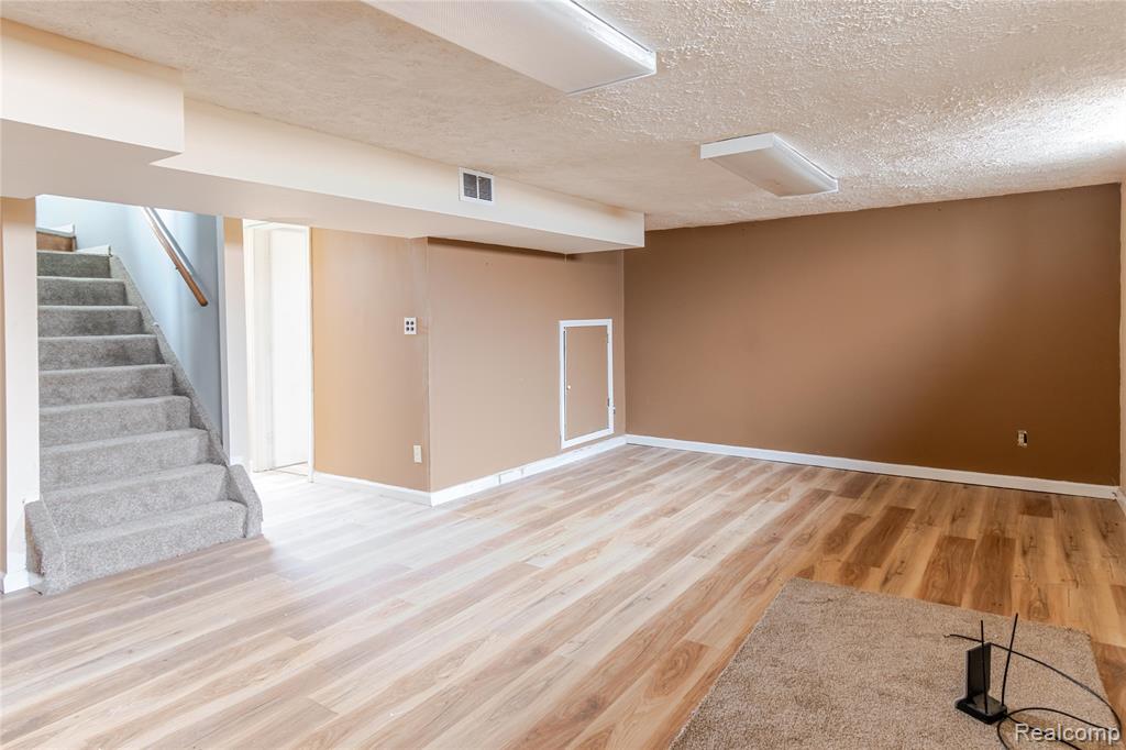 14179 Bramell Street, Detroit, MI 48223 — Photo 24