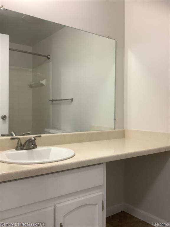 37691 COLONIAL Drive, Westland, MI — Photo 22