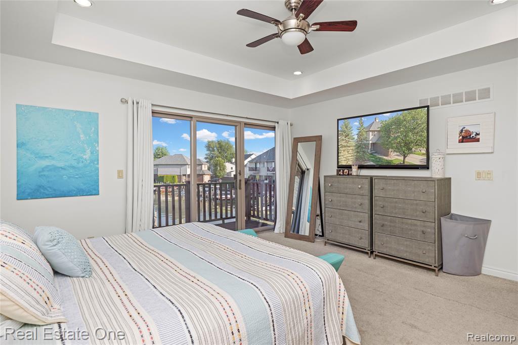 47630 Lorie Lane, New Baltimore, MI 48047 — Photo 24